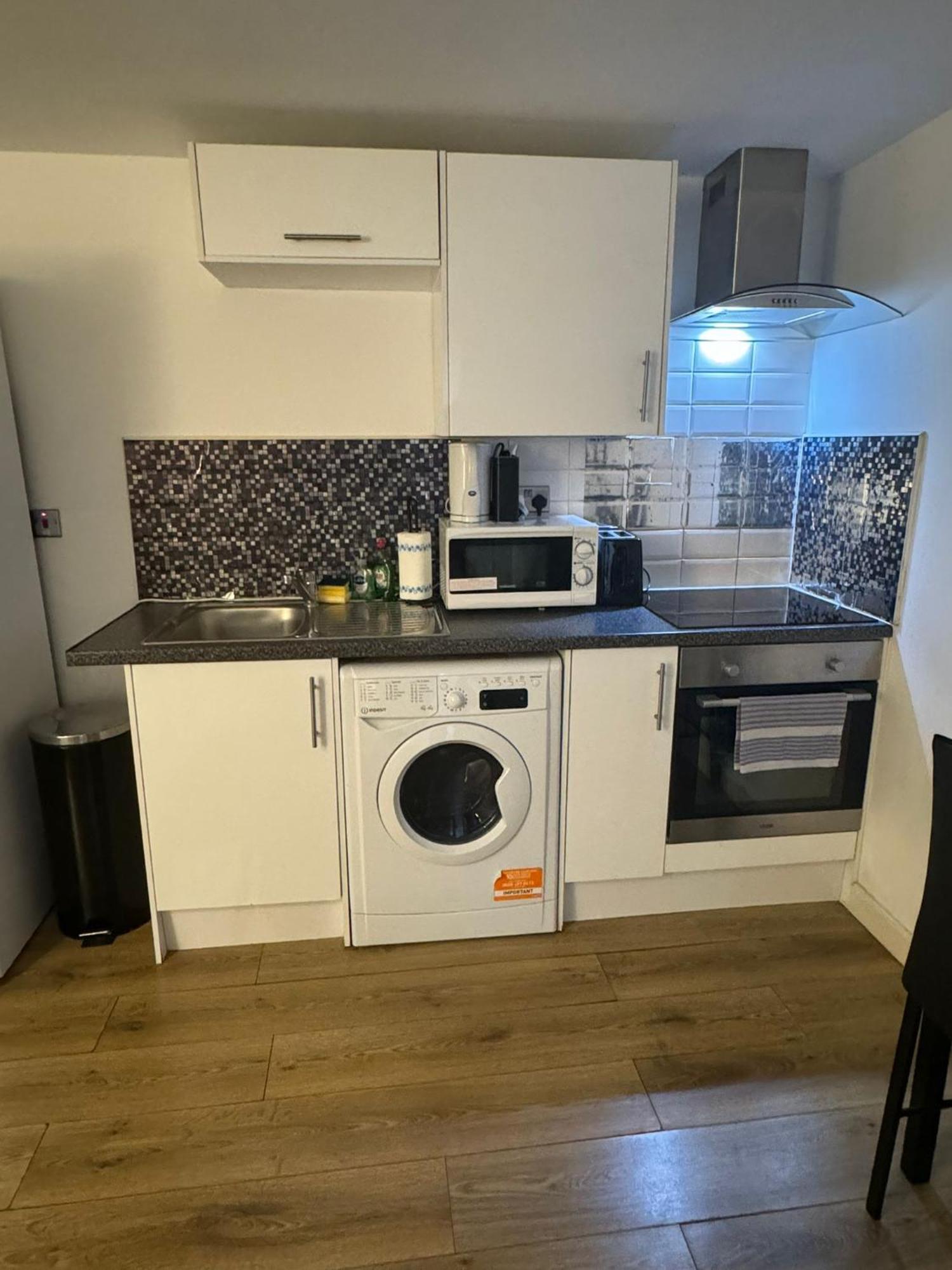 Cozy Two Bedroom Apartment Sleeps 6 Near Camden Market Hw10 Londýn Exteriér fotografie