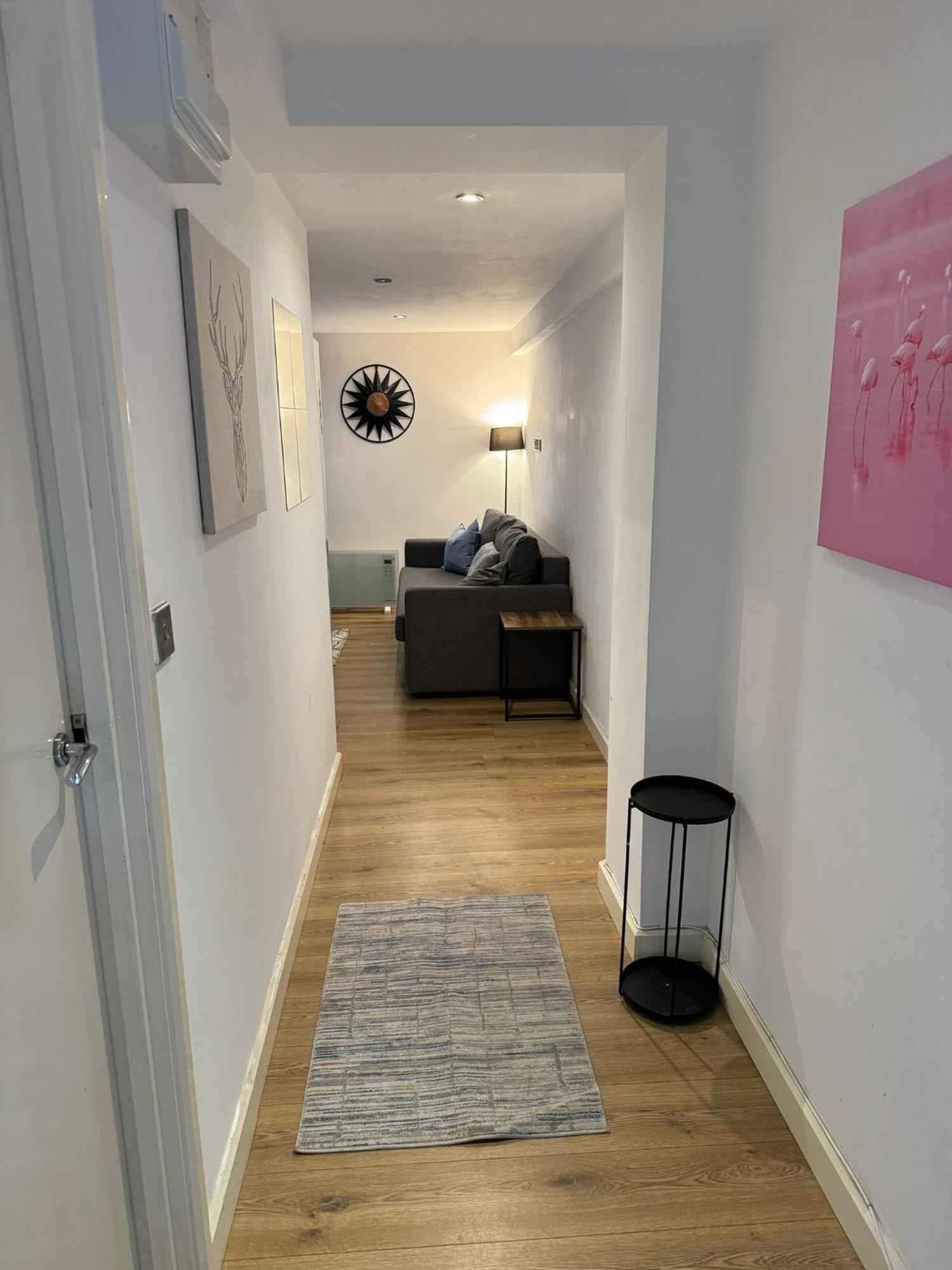Cozy Two Bedroom Apartment Sleeps 6 Near Camden Market Hw10 Londýn Exteriér fotografie