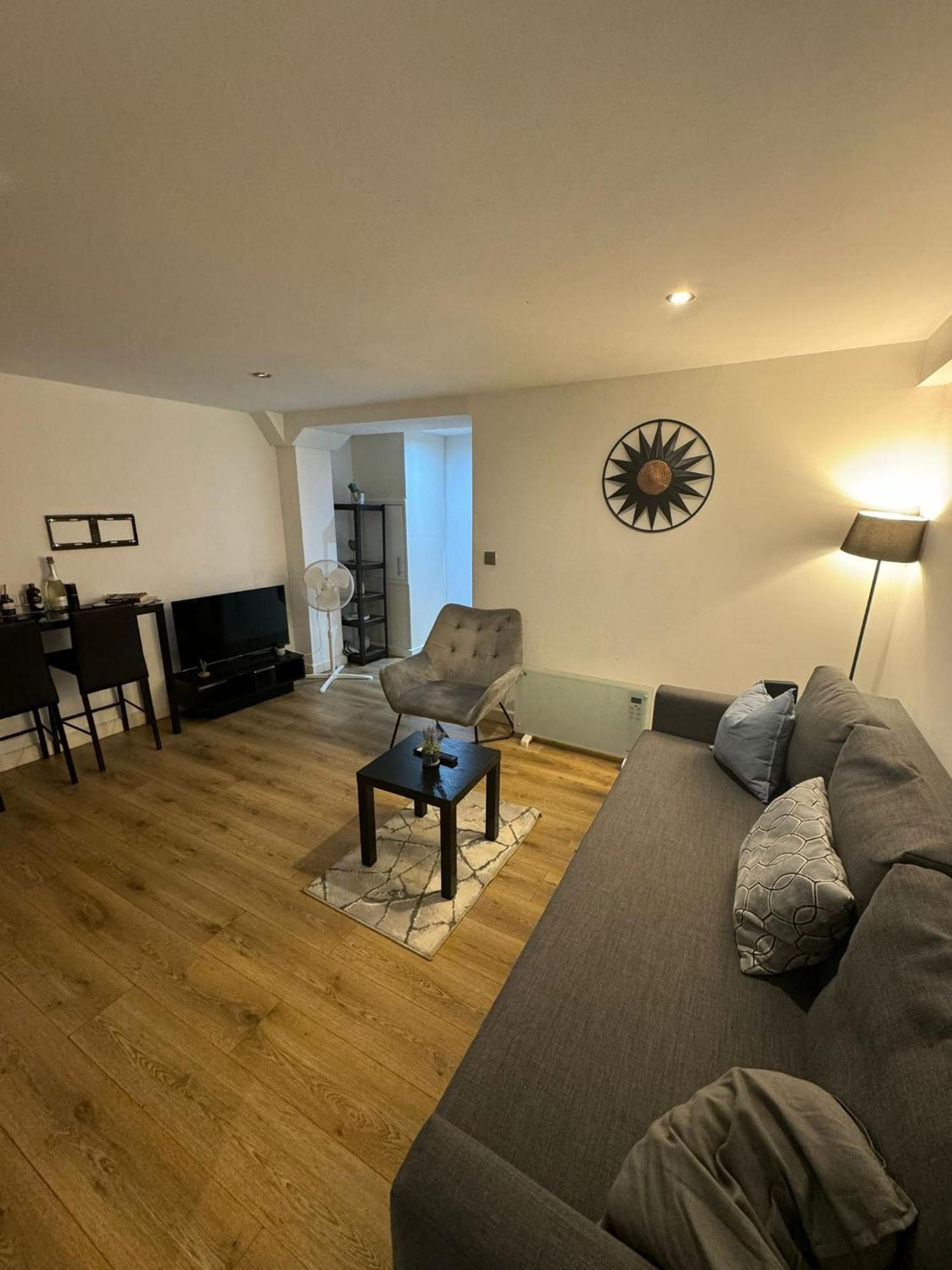 Cozy Two Bedroom Apartment Sleeps 6 Near Camden Market Hw10 Londýn Exteriér fotografie